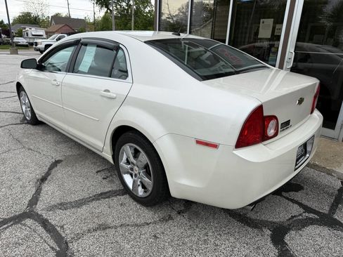 Used 2011 Chevrolet Malibu LT FWD image 7