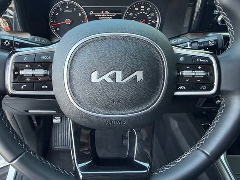 Used 2023 Kia Sorento S w/ Panoramic Sunroof Package AWD/4WD image 22