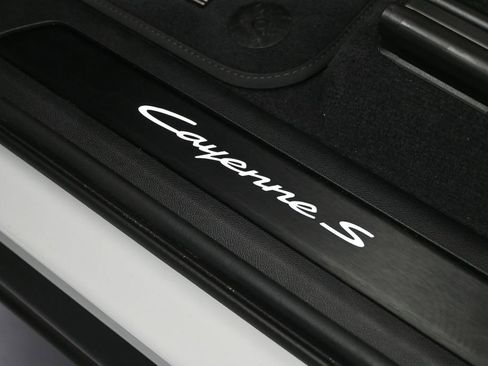 Certified 2026 Porsche Cayenne S AWD/4WD image 29
