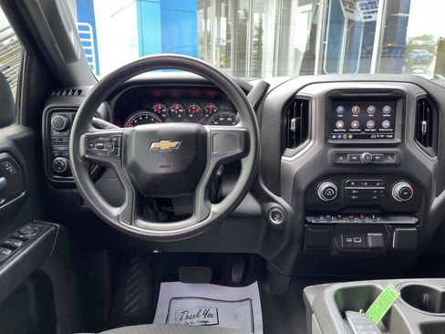 Used 2023 Chevrolet Silverado 1500 Custom AWD/4WD image 16