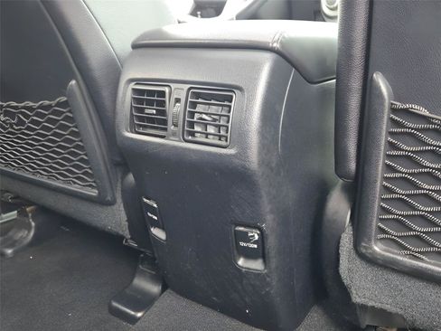 Used 2017 Toyota 4Runner Limited AWD/4WD image 10