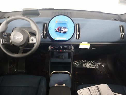 Used 2025 MINI Cooper Countryman S AWD/4WD image 6