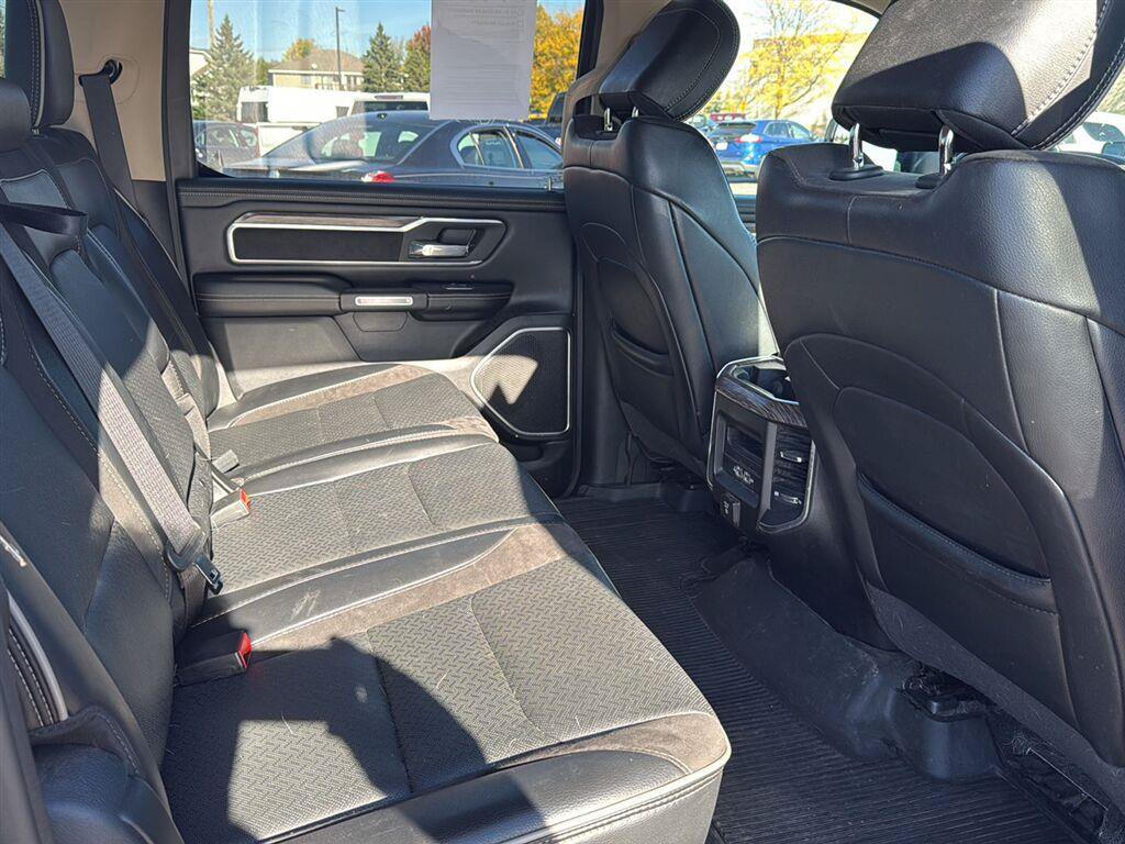 Used 2020 RAM 1500 Laramie AWD/4WD image 12