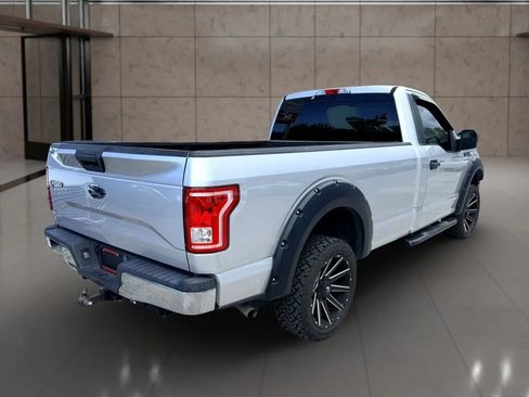 Used 2017 Ford F150 XLT RWD image 3