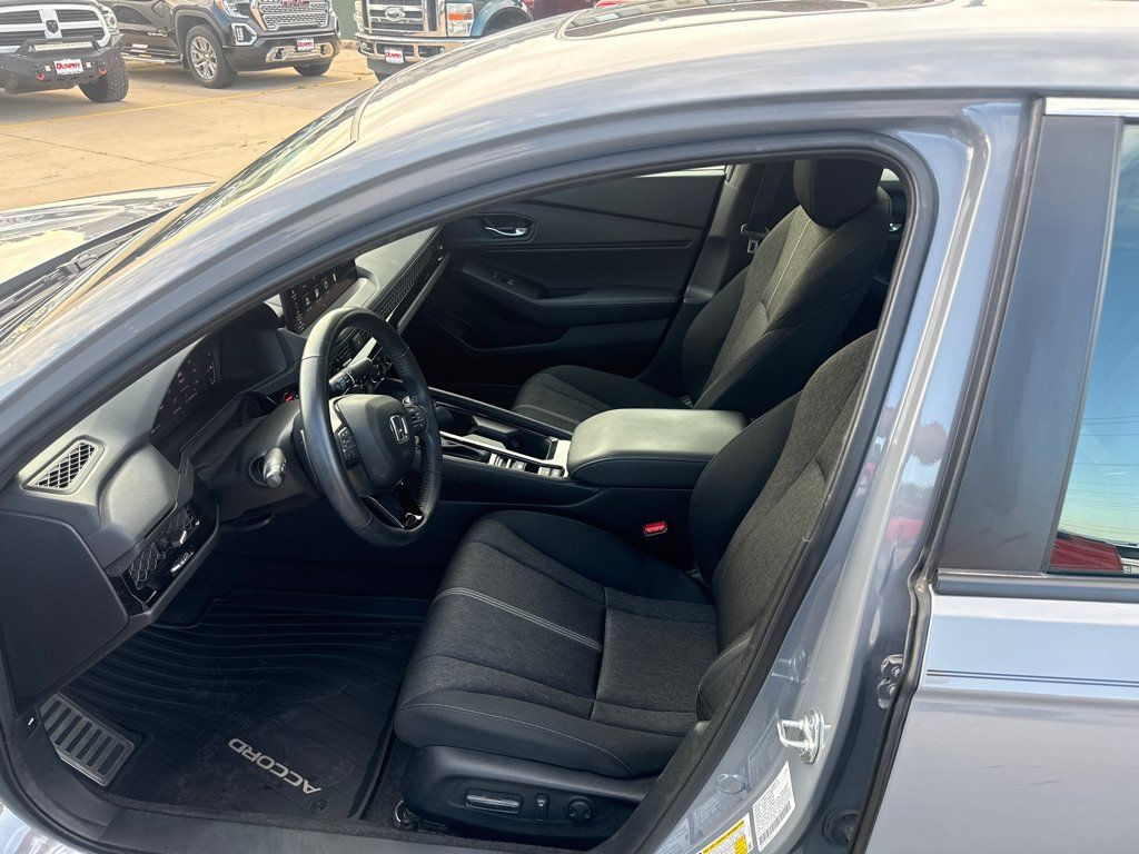 Used 2024 Honda Accord Sport image 17