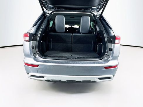 Used 2022 Mitsubishi Outlander SE AWD/4WD image 26