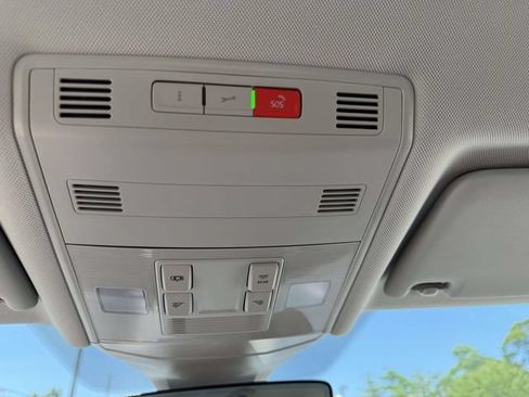 Used 2025 Volkswagen Jetta S FWD image 27