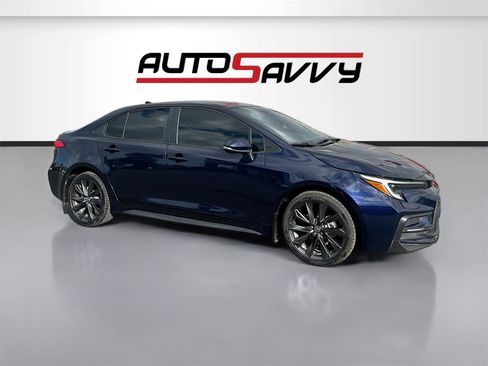 Used 2024 Toyota Corolla SE image 1