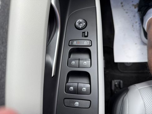 Certified 2025 Hyundai Elantra Limited image 15