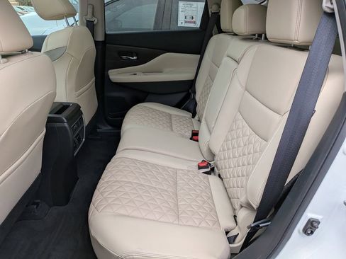 Used 2022 Nissan Murano Platinum w/ Cargo Package image 15