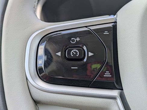 New 2026 Volvo XC90 T8 Ultra w/ Protection Package Premier AWD/4WD image 38