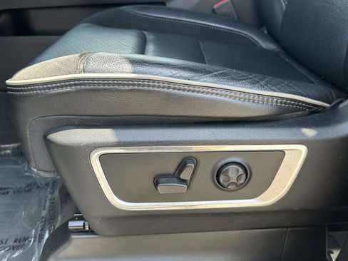 Used 2021 RAM 1500 Laramie w/ Sport Appearance Package AWD/4WD image 21