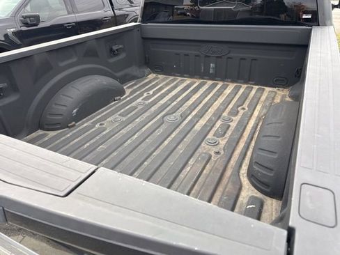 Used 2019 Ford F250 Platinum w/ Platinum Ultimate Package image 15