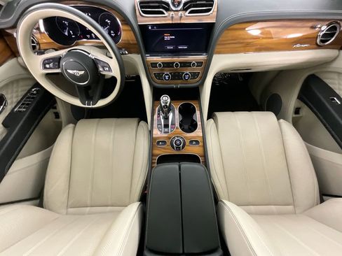 Used 2023 Bentley Bentayga Extended Wheelbase AWD/4WD image 14