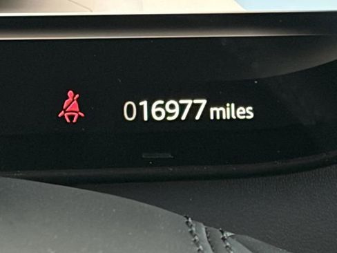 Used 2024 Land Rover Range Rover Sport Dynamic SE image 12