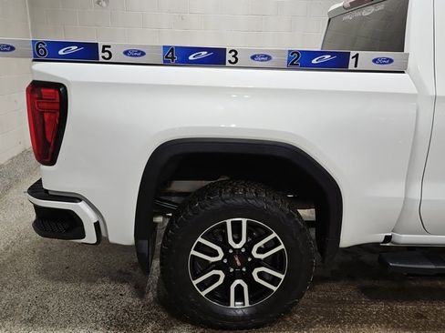Used 2021 GMC Sierra 1500 AT4 image 32