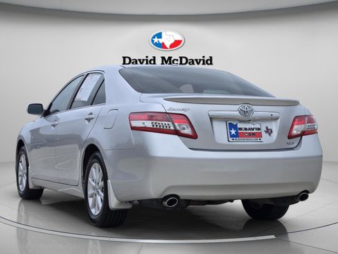 Used 2010 Toyota Camry XLE FWD image 4