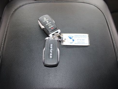 Used 2025 RAM 2500 Big Horn AWD/4WD image 26