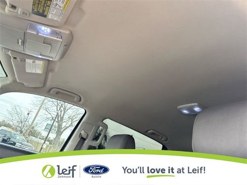 Used 2015 Toyota Tundra SR5 w/ SR5 Upgrade Package image 20