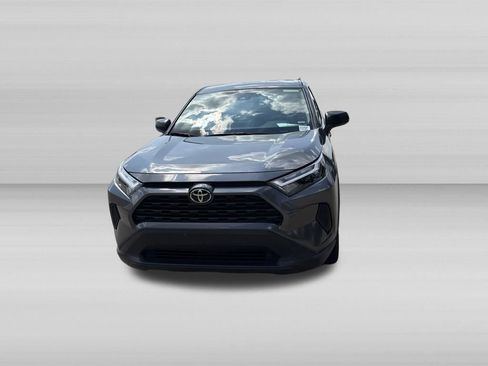 Used 2025 Toyota RAV4 LE AWD/4WD image 10