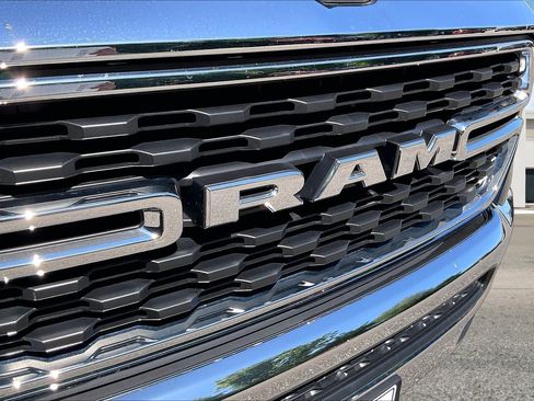 Used 2023 RAM 1500 Big Horn AWD/4WD image 26
