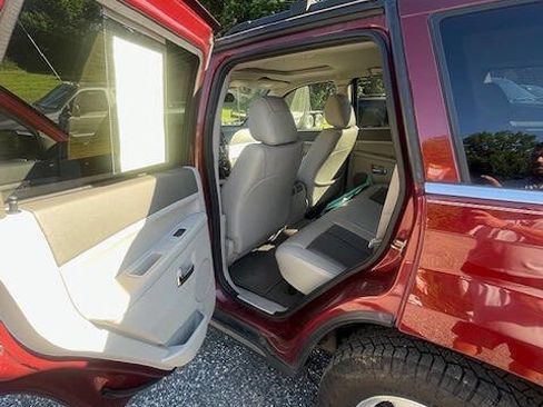 Used 2007 Jeep Grand Cherokee Limited image 12