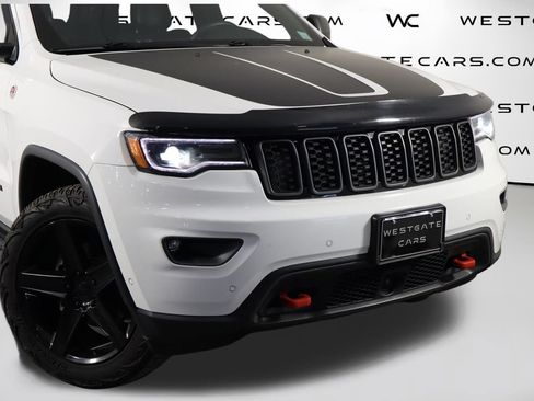 Used 2019 Jeep Grand Cherokee Trailhawk w/ Trailhawk Luxury Group AWD/4WD image 52