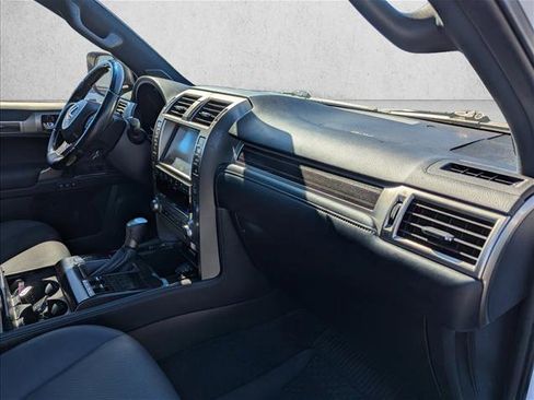 Used 2021 Lexus GX 460 Premium w/ Premium Package image 27