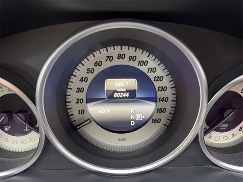 Used 2014 Mercedes-Benz E 350 Sedan image 58