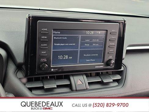 Used 2020 Toyota RAV4 XLE FWD image 17