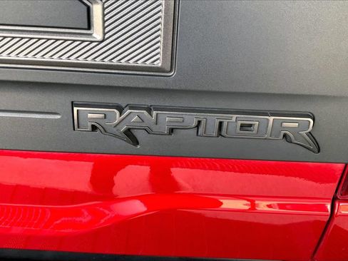 Used 2025 Ford F150 Raptor AWD/4WD image 7