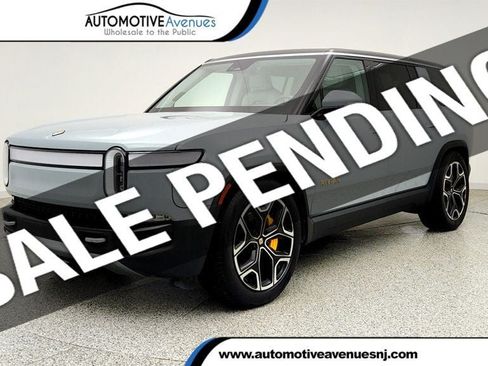 Used 2024 Rivian R1S Adventure AWD/4WD image 1