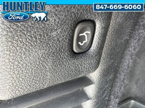 Used 2022 Dodge Durango R/T w/ Blacktop Package AWD/4WD image 10