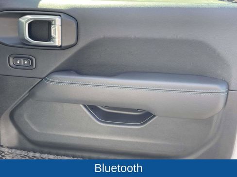 Certified 2022 Jeep Wrangler Unlimited Rubicon 4xe w/ Cold Weather Group image 17