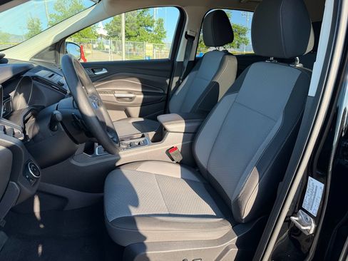 Used 2017 Ford Escape SE AWD/4WD image 10