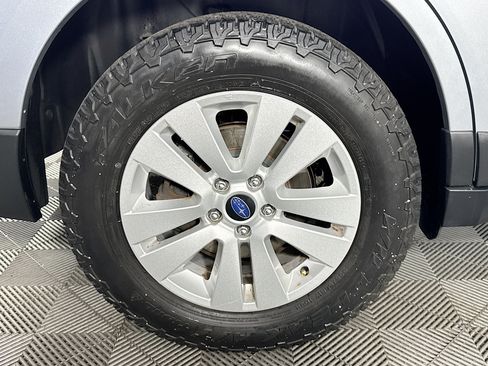 Used 2018 Subaru Outback 2.5i AWD/4WD image 30