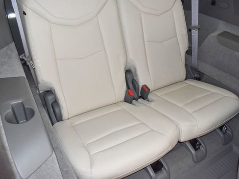Used 2024 Cadillac XT6 Premium Luxury w/ LPO, Floor Liner Package AWD/4WD image 13