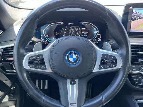 Used 2023 BMW 530e xDrive w/ Premium Package AWD/4WD image 24