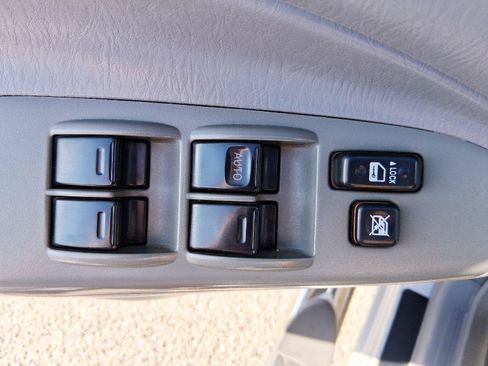 Used 2010 Toyota Tacoma PreRunner RWD image 18