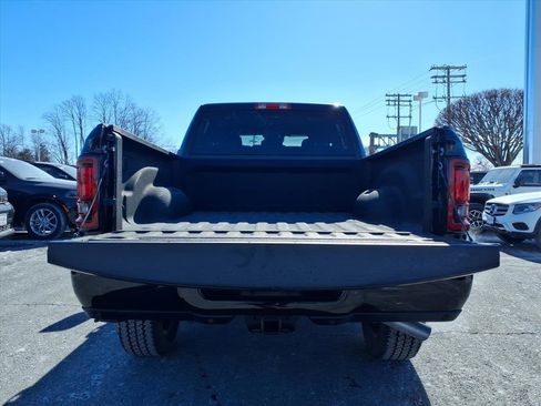 Used 2025 RAM 2500 Big Horn image 17