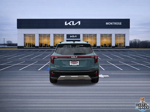 Certified 2024 Kia Seltos SX w/ SX Sunroof Package AWD/4WD image 6