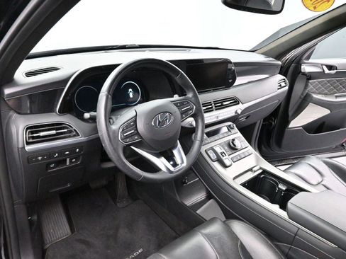 Used 2022 Hyundai Palisade Calligraphy image 17