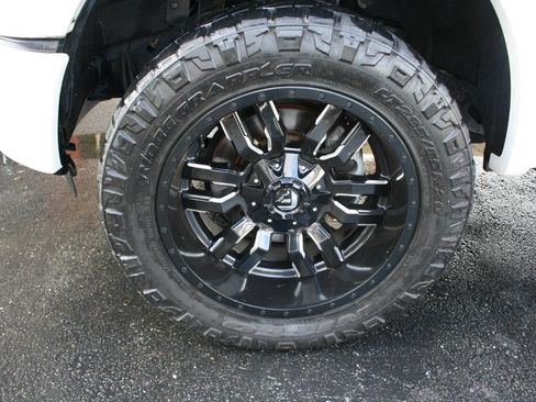 Used 2016 Ford F150 Limited w/ Trailer Tow Package image 27