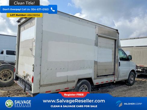 Used 2019 Chevrolet Express 3500 w/ Driver Convenience Package image 4