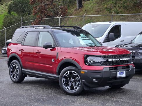 New 2025 Ford Bronco Sport Outer Banks w/ Outer Banks Tech Package+ image 2