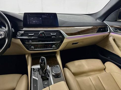 Used 2020 BMW 530i xDrive w/ Convenience Package AWD/4WD image 25