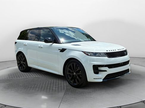 Used 2025 Land Rover Range Rover Sport Dynamic SE AWD/4WD image 3