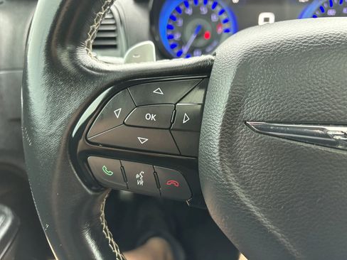 Used 2015 Chrysler 300 S w/ 300S Premium Group AWD/4WD image 19