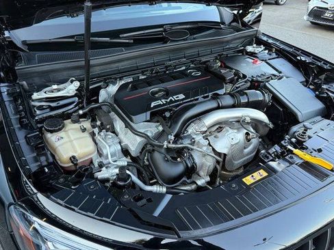 Used 2021 Mercedes-Benz GLB 35 AMG 4MATIC image 16