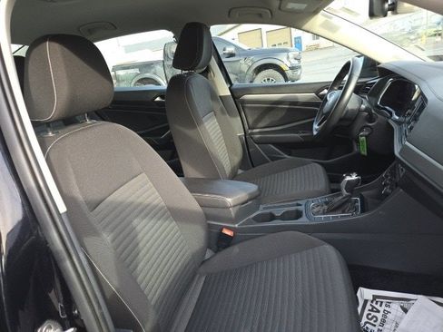 Used 2024 Volkswagen Jetta S image 24